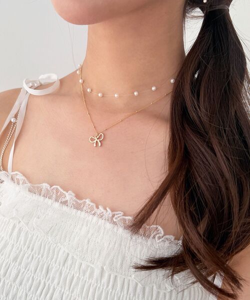 MAJESTIC LEGON(マジェスティックレゴン)の「パール×リボンモチーフ2連ネックレス(ネックレス・レディース・シルバー/ゴールド・FREE)」の2枚目の写真