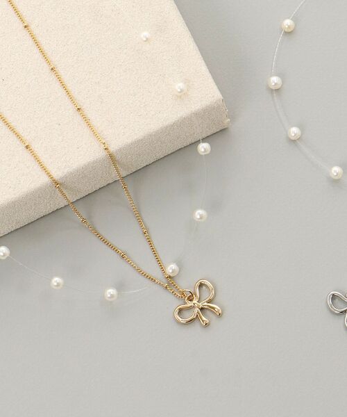 MAJESTIC LEGON(マジェスティックレゴン)の「パール×リボンモチーフ2連ネックレス(ネックレス・レディース・シルバー/ゴールド・FREE)」の7枚目の写真