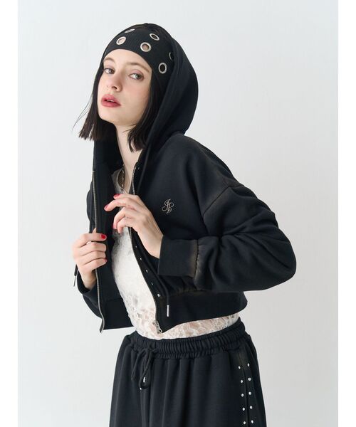 jouetie（ジュエティ）の「スタッズコンパクトジップスウェットフーディ/パーカー【セットアップ対応】（パーカー・レディース・グレー/ブラック・MEDIUM）」の2枚目の写真