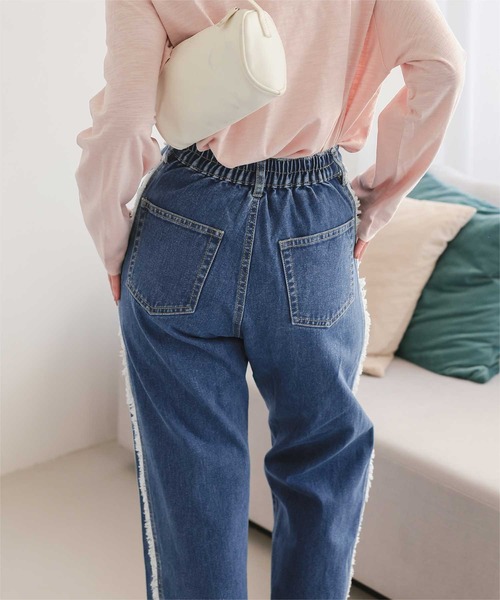 titivate(ティティベイト)の「サイドフリンジワイドデニムパンツ(デニムパンツ・レディース・インディゴブルー/ブルー/ライトブルー・M)」の15枚目の写真