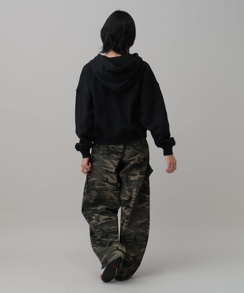 ALAND(エーランド)の「【UNISEX】ALAND/ワッペンダブルジップパーカー(パーカー・レディース・ブラック/グレー・SMALL/LARGE)」の8枚目の写真