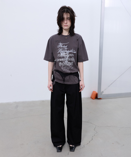 LCDC TM(エルシーディーシーティーエム)の「DISTRESSED OVERSIZED T-SHIRT (GREY)(Tシャツ/カットソー・レディース・その他・OS)」の1枚目の写真
