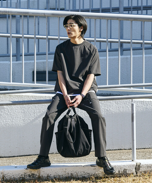 FREAK'S STORE（フリークスストア）の「<UVカット・接触冷感・吸水速乾> AiRide/エアライド リラックスフィット ラグランショートスリーブ  プルオーバー/ヘムコード 限定展開（Tシャツ/カットソー・メンズ・チャコールグレー/ブラック/ネイビー/ブラウン・SMALL/LARGE/MEDIUM）」の11枚目の写真