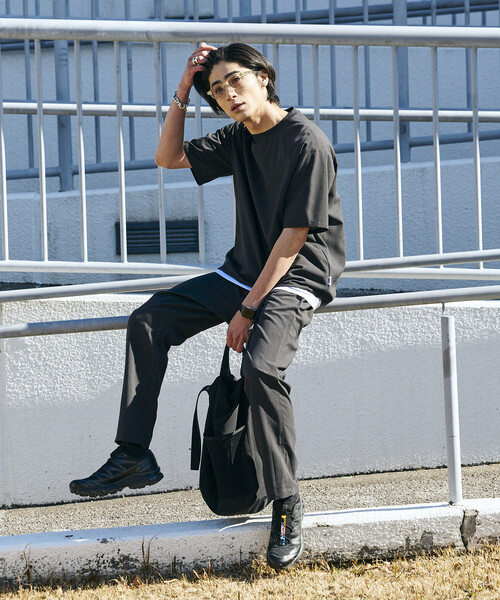 FREAK'S STORE（フリークスストア）の「<UVカット・接触冷感・吸水速乾> AiRide/エアライド リラックスフィット ラグランショートスリーブ  プルオーバー/ヘムコード 限定展開（Tシャツ/カットソー・メンズ・チャコールグレー/ブラック/ネイビー/ブラウン・SMALL/LARGE/MEDIUM）」の12枚目の写真