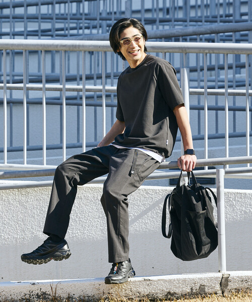 FREAK'S STORE（フリークスストア）の「<UVカット・接触冷感・吸水速乾> AiRide/エアライド リラックスフィット ラグランショートスリーブ  プルオーバー/ヘムコード 限定展開（Tシャツ/カットソー・メンズ・チャコールグレー/ブラック/ネイビー/ブラウン・SMALL/LARGE/MEDIUM）」の14枚目の写真