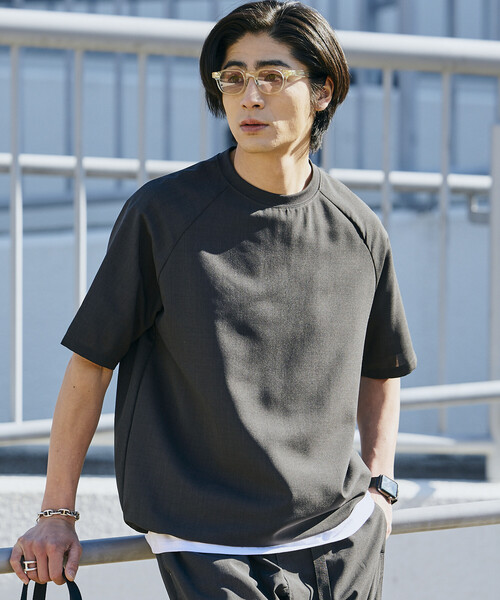 FREAK'S STORE（フリークスストア）の「<UVカット・接触冷感・吸水速乾> AiRide/エアライド リラックスフィット ラグランショートスリーブ  プルオーバー/ヘムコード 限定展開（Tシャツ/カットソー・メンズ・チャコールグレー/ブラック/ネイビー/ブラウン・SMALL/LARGE/MEDIUM）」の17枚目の写真