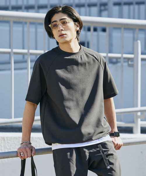 FREAK'S STORE（フリークスストア）の「<UVカット・接触冷感・吸水速乾> AiRide/エアライド リラックスフィット ラグランショートスリーブ  プルオーバー/ヘムコード 限定展開（Tシャツ/カットソー・メンズ・チャコールグレー/ブラック/ネイビー/ブラウン・SMALL/LARGE/MEDIUM）」の18枚目の写真