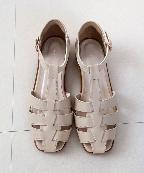 le.coeur blanc（ルクールブラン）の「le.coeur blancグルカサンダル（サンダル・レディース・ブラック/グレイッシュベージュ・38/37）」の8枚目の写真