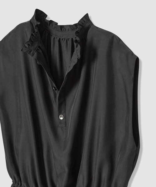 allureville(アルアバイル)の「ペプラムヘムフレンチブラウス(シャツ/ブラウス・レディース・サックスブルー/ブラック/ホワイト・2)」の15枚目の写真