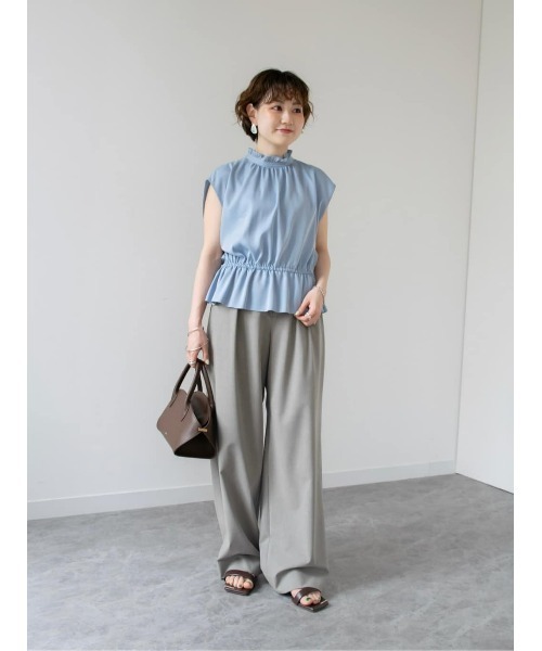 allureville(アルアバイル)の「ペプラムヘムフレンチブラウス(シャツ/ブラウス・レディース・サックスブルー/ブラック/ホワイト・2)」の5枚目の写真