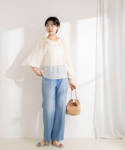 NOLLEY’S Sophi（ノーリーズソフィ）の「《セットアップ対応》ラメカットジャガードオフショルブラウス（シャツ/ブラウス・レディース・ブラック系その他/ホワイト系その他2・38）」の6枚目の写真