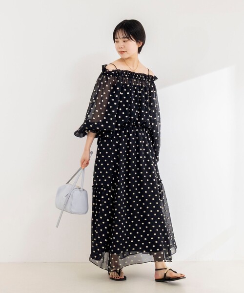 NOLLEY’S Sophi（ノーリーズソフィ）の「《セットアップ対応》ラメカットジャガードオフショルブラウス（シャツ/ブラウス・レディース・ブラック系その他/ホワイト系その他2・38）」の17枚目の写真