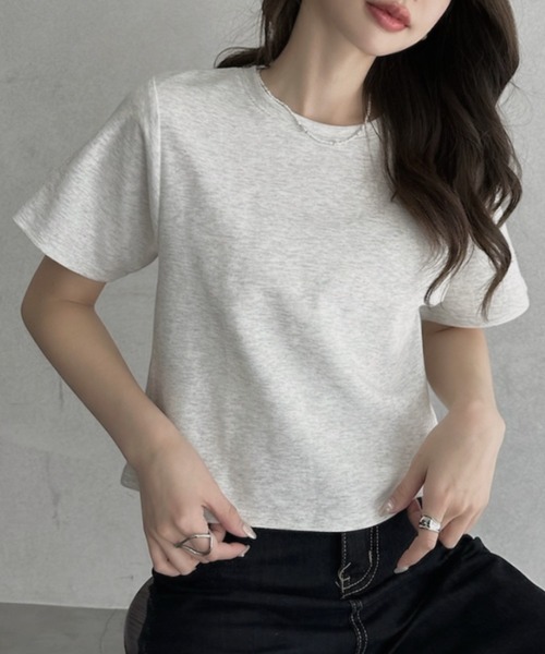 TREOVER(トレオーバー)の「デイリーに使いやすいショート丈Tシャツ(Tシャツ/カットソー・レディース・オフホワイト/オートミール/ブラック/チャコールグレー・FREE)」の4枚目の写真