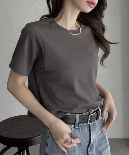 TREOVER(トレオーバー)の「デイリーに使いやすいショート丈Tシャツ(Tシャツ/カットソー・レディース・オフホワイト/オートミール/ブラック/チャコールグレー・FREE)」の13枚目の写真