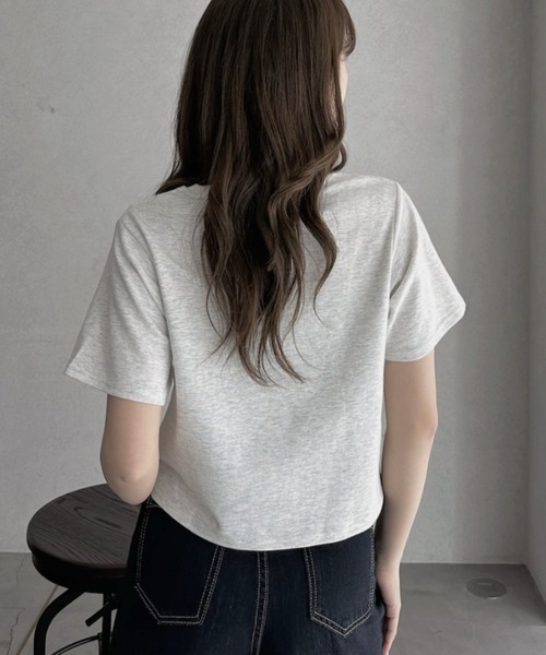 TREOVER(トレオーバー)の「デイリーに使いやすいショート丈Tシャツ(Tシャツ/カットソー・レディース・オフホワイト/オートミール/ブラック/チャコールグレー・FREE)」の19枚目の写真