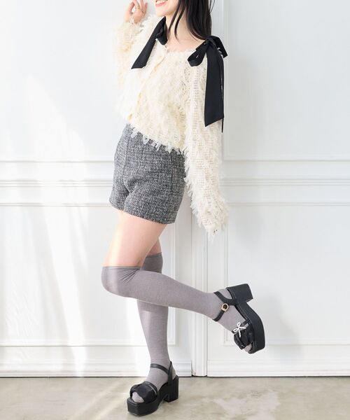 MAJESTIC LEGON(マジェスティックレゴン)の「シアーギャザーキルティングサンダル(サンダル・レディース・アイボリー/ブラック・SMALL/MEDIUM/LARGE/X-LARGE)」の11枚目の写真
