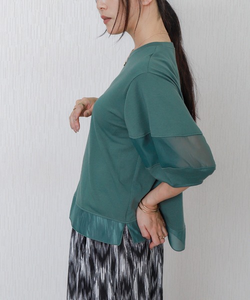 libelle more（リベル モア）の「オーガンジー切り替えパフスリーブプルオーバー（Tシャツ/カットソー・レディース・ラベンダー/オフホワイト/ブラック/グレイッシュベージュ/チャコールグレー/グリーン/ボルドー/ブラウン・L/M）」の6枚目の写真