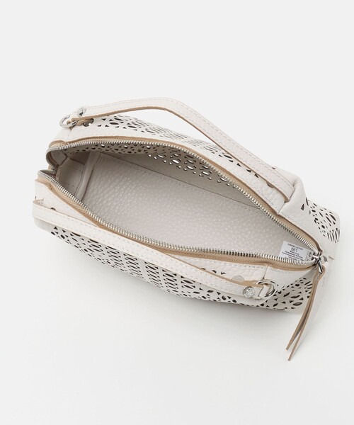 GIANNI CHIARINI(ジャンニ キアリーニ)の「<GIANNI CHIARINI>ALIFA CUT M バッグ(ショルダーバッグ・レディース・オフホワイト/ブラック・FREE)」の13枚目の写真