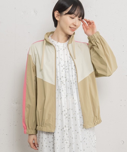 POU DOU DOU（プードゥドゥ）の「スタンドネック配色切り替えブルゾン（ブルゾン・レディース・ネイビー/ベージュ/カーキ・3）」の8枚目の写真
