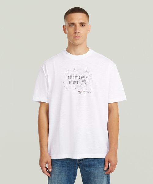 G-STAR（ジースター）の「Coord Graphic Relaxed T-Shirt/コードグラフィックリラックスシルエットTシャツ（Tシャツ/カットソー・メンズ・ダークブラック/ホワイト・SMALL/MEDIUM/LARGE/X-LARGE/X-SMALL）」の2枚目の写真