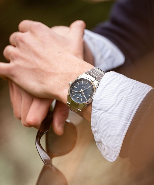 【Krisna denada】（箱無し）CASIO EDIFICE 腕時計 新製品】CASIO EDIFICE(カシオ エディフィス)よりシンプルな3針モデル