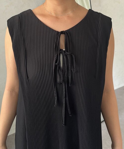 prose verse(プロズヴェール)の「【SAPON】前後2wayカットプリーツワンピース(ワンピース・レディース・グレイッシュベージュ/ブラック・MEDIUM/PM/TM)」の20枚目の写真