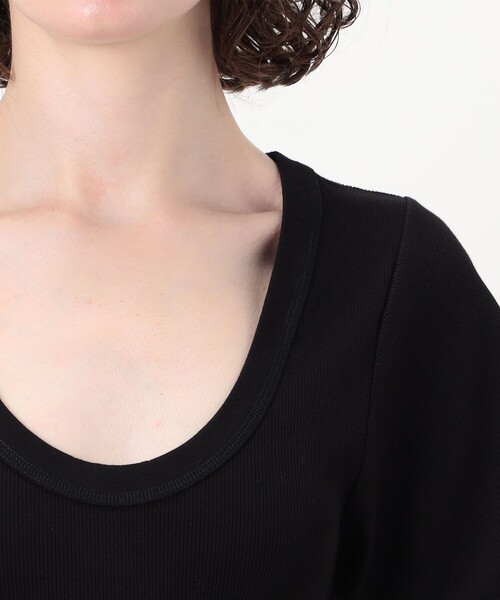 BY MALENE BIRGER(バイマレーネビルガー)の「BY MALENE BIRGER LUNAI Uネックカットソー(Tシャツ/カットソー・レディース・ブラック/ホワイト・XS)」の13枚目の写真