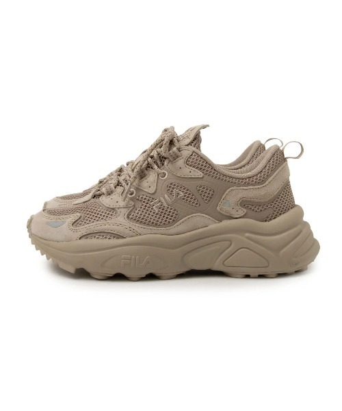 FILA(フィラ)の「TENACITY 99/20(スニーカー・レディース・ベージュ・28.0cm/27.0cm/26.0cm/25.0cm/24.0cm/23.0cm/22.0cm)」の2枚目の写真