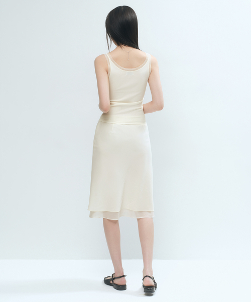 MUSINSA STANDARD WOMAN（ムシンサスタンダードウーマン）の「ウィメンズダブルレイヤーミディスカート[アイボリー]（スカート・レディース・その他・X-SMALL/SMALL/MEDIUM/LARGE）」の3枚目の写真