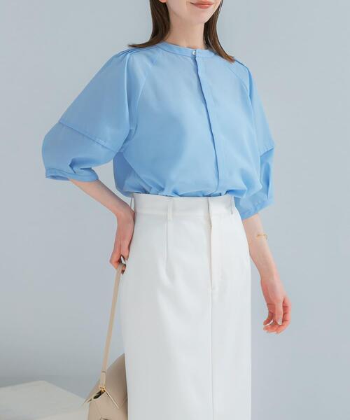 URBAN RESEARCH ROSSO WOMEN（アーバンリサーチ　ロッソ）の「『WEB/一部店舗限定』UVカットウォッシャブルリネン混シャツブラウス（シャツ/ブラウス・レディース・イエロー/オフホワイト/ブラウン/ブルー系その他/ネイビー・FREE）」の4枚目の写真