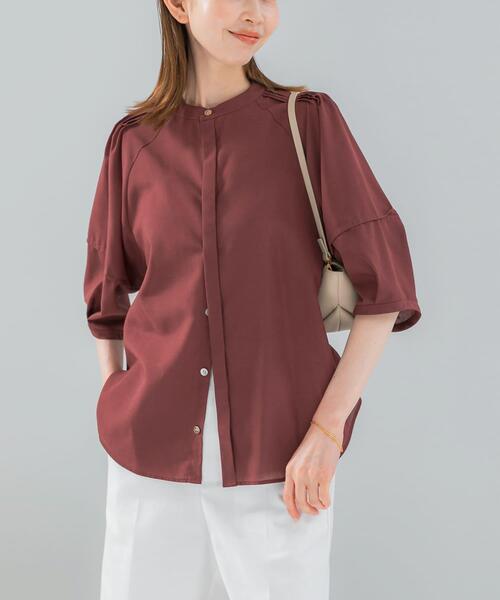 URBAN RESEARCH ROSSO WOMEN（アーバンリサーチ　ロッソ）の「『WEB/一部店舗限定』UVカットウォッシャブルリネン混シャツブラウス（シャツ/ブラウス・レディース・イエロー/オフホワイト/ブラウン/ブルー系その他/ネイビー・FREE）」の2枚目の写真
