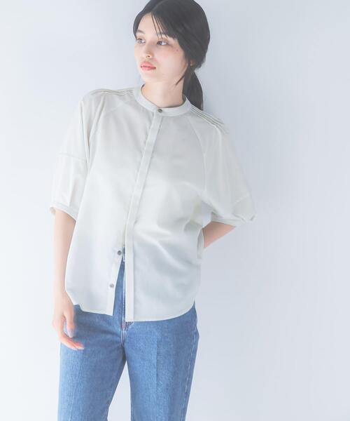 URBAN RESEARCH ROSSO WOMEN(アーバンリサーチ ロッソ)の「『WEB/一部店舗限定』UVカットウォッシャブルリネン混シャツブラウス(シャツ/ブラウス・レディース・イエロー/オフホワイト/ブラウン/ブルー系その他/ネイビー・FREE)」の15枚目の写真