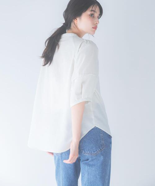 URBAN RESEARCH ROSSO WOMEN(アーバンリサーチ ロッソ)の「『WEB/一部店舗限定』UVカットウォッシャブルリネン混シャツブラウス(シャツ/ブラウス・レディース・イエロー/オフホワイト/ブラウン/ブルー系その他/ネイビー・FREE)」の16枚目の写真