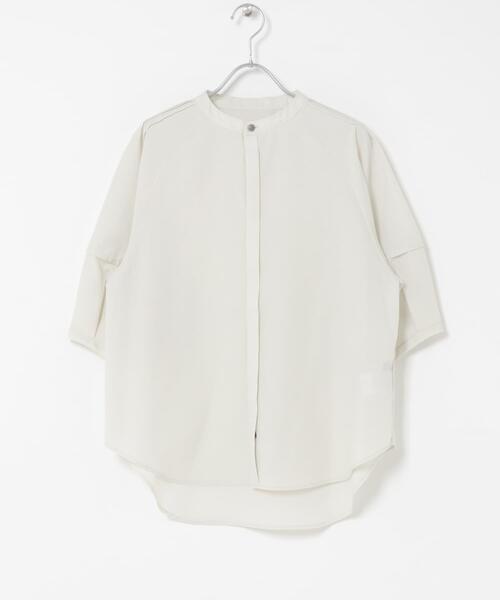 URBAN RESEARCH ROSSO WOMEN(アーバンリサーチ ロッソ)の「『WEB/一部店舗限定』UVカットウォッシャブルリネン混シャツブラウス(シャツ/ブラウス・レディース・イエロー/オフホワイト/ブラウン/ブルー系その他/ネイビー・FREE)」の21枚目の写真
