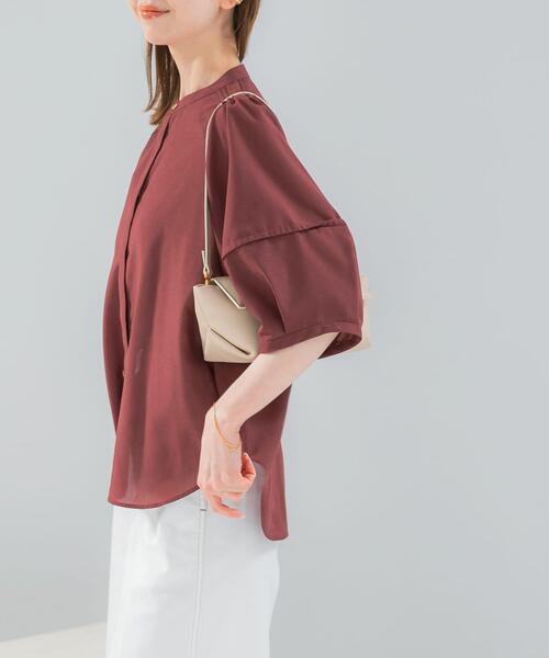 URBAN RESEARCH ROSSO WOMEN（アーバンリサーチ　ロッソ）の「『WEB/一部店舗限定』UVカットウォッシャブルリネン混シャツブラウス（シャツ/ブラウス・レディース・イエロー/オフホワイト/ブラウン/ブルー系その他/ネイビー・FREE）」の11枚目の写真