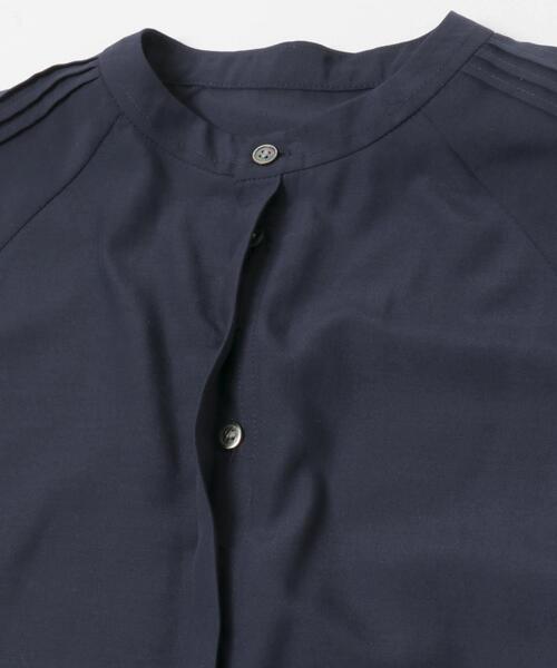 URBAN RESEARCH ROSSO WOMEN(アーバンリサーチ ロッソ)の「『WEB/一部店舗限定』UVカットウォッシャブルリネン混シャツブラウス(シャツ/ブラウス・レディース・イエロー/オフホワイト/ブラウン/ブルー系その他/ネイビー・FREE)」の10枚目の写真