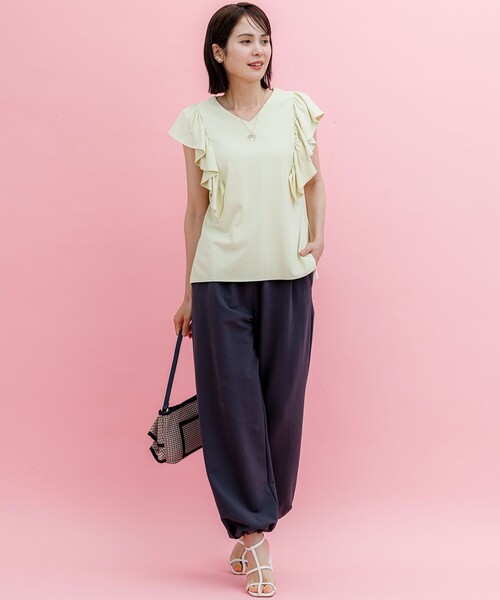 組曲(クミキョク)の「スウェットファンクションジャージー フリル袖カットソー(Tシャツ/カットソー・レディース・ホワイト系/グリーン系/ネイビー系/ブラウン系・2/3)」の8枚目の写真