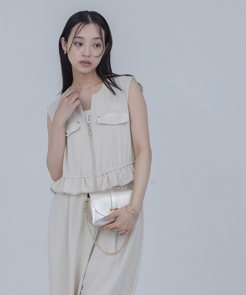 Eimee Law(エイミーロウ)の「ウエストフリル オールインワン(つなぎ/オールインワン・レディース・ブラック/ライトベージュ・FREE)」の7枚目の写真