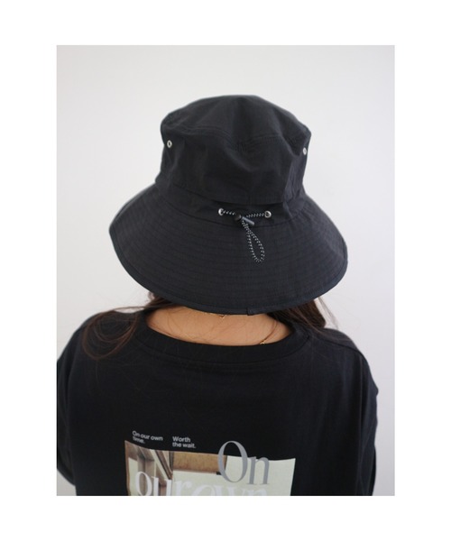 TRUNC(トランクエイティーエイト)の「Wide Brim Packable Bucket(ハット・レディース・アイボリー/ブラック/グレー・FREE)」の16枚目の写真
