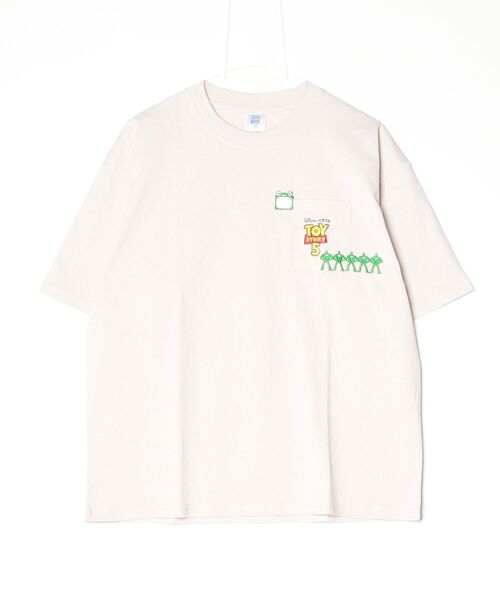 Disney(ディズニー)の「【DISNEY/ディズニー】TOYSTORY/トイ・ストーリー5 リトル・グリーン・メン 半袖ポケット付きTシャツ / 2026年Movie Tee(ユニセックス)(Tシャツ/カットソー・メンズ・スミクロ/アイボリー・LL/L/M)」の22枚目の写真