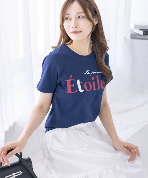 CLEAR BASIC（クリアベーシック）の「【6色展開】プリントパールロゴTシャツ［骨格ストレート／きれいめ／大人カジュアル／シンプル］（Tシャツ/カットソー・レディース・グレー/サックスブルー/ネイビー/ホワイト系その他/ブラック/ホワイト系その他2・F）」の5枚目の写真