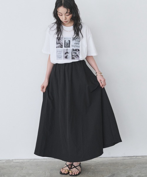 Anclear oui（アンクリアウィ）の「ギャザーフレアスカート（スカート・レディース・White/Black・F）」の10枚目の写真