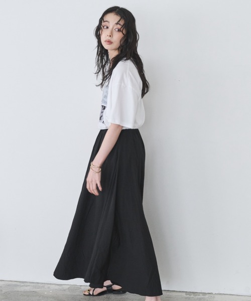 Anclear oui（アンクリアウィ）の「ギャザーフレアスカート（スカート・レディース・White/Black・F）」の18枚目の写真