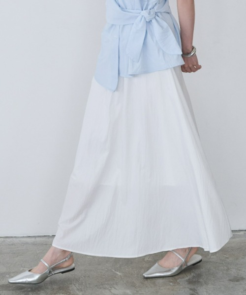 Anclear oui（アンクリアウィ）の「ギャザーフレアスカート（スカート・レディース・White/Black・F）」の16枚目の写真