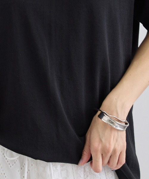 SALON adam et rope'（サロン アダム エ ロペ）の「クールニットプルオーバー / セットアップ対応（Tシャツ/カットソー・レディース・キナリ/サックスブルー/ブラック・FREE）」の19枚目の写真