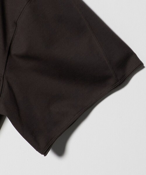 ASTRAET(アストラット)の「<ASTRAET>エッグシルエット クルーネックTシャツ(Tシャツ/カットソー・レディース・ブラック/ダークブラウン/ホワイト・FREE)」の6枚目の写真