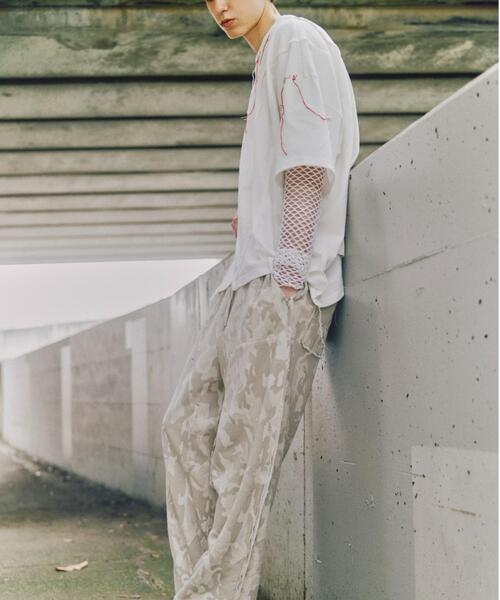 DISCOVERED(ディスカバード)の「DISCOVERED(ディスカバード) 別注SWITCHING LOOPING WIDE TEE(Tシャツ/カットソー・メンズ・ブラック/ホワイト・3/1)」の17枚目の写真
