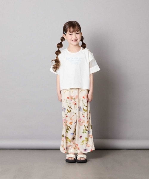 a.v.v（アーヴェヴェ）の「[120-150]【ママとお揃いコーデが叶う】フラワープリントワイドパンツ（その他パンツ・キッズ・アイボリー・120/130/140/150）」の5枚目の写真