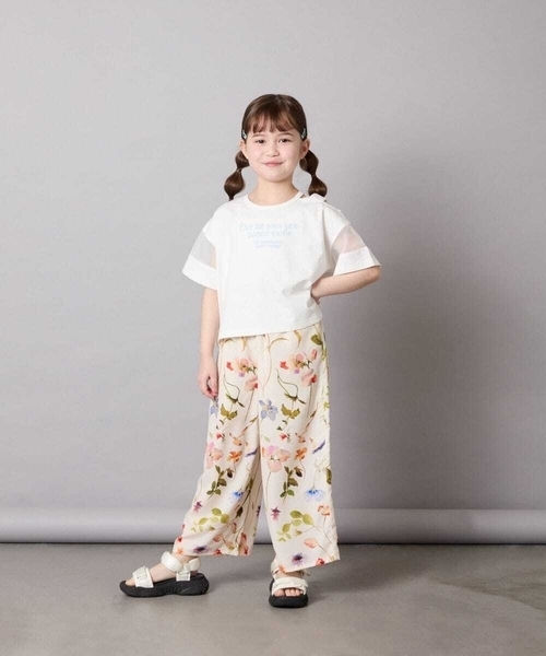 a.v.v（アーヴェヴェ）の「[120-150]【ママとお揃いコーデが叶う】フラワープリントワイドパンツ（その他パンツ・キッズ・アイボリー・120/130/140/150）」の7枚目の写真