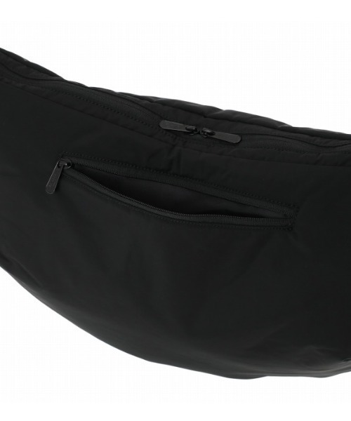 Manhattan Portage（マンハッタンポーテージ）の「Montrose Shoulder Bag Padded Polyester Poplin（ショルダーバッグ・レディース・ブラック・MEDIUM）」の11枚目の写真